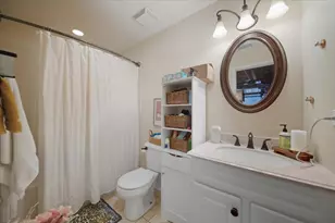 420 W Ontario St, Chicago, IL 60654 - Photo 8