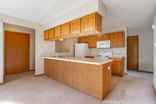5154 Diane Ct, Rockford, IL 61108 - Photo 8