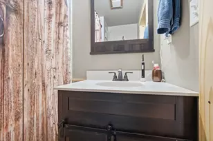 709 E Meade St, Pontiac, IL 61764 - Photo 22