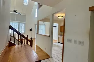 2267 Briar Ct, Hoffman Estates, IL 60169 - Photo 10