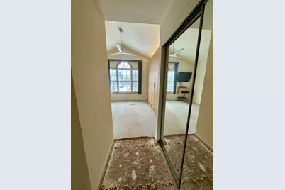 2267 Briar Court, Hoffman Estates, IL 60169 - Photo 14