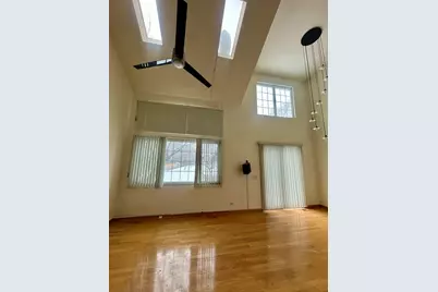 2267 Briar Court, Hoffman Estates, IL 60169 - Photo 2