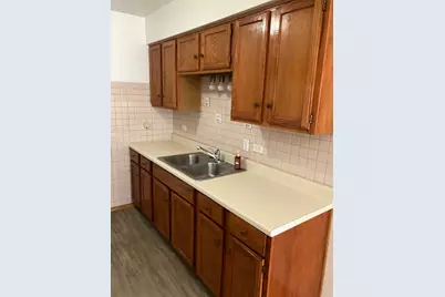 7901 Newland Avenue, Burbank, IL 60459 - Photo 4