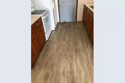 7901 Newland Avenue, Burbank, IL 60459 - Photo 6