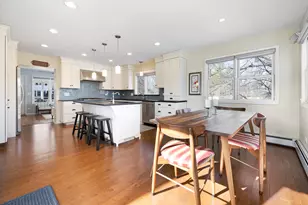 206 Water St, East Dundee, IL 60118 - Photo 10