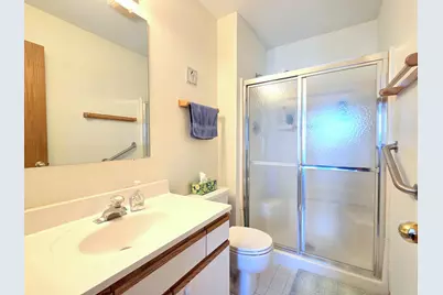 745 W Streamwood Boulevard #B, Streamwood, IL 60107 - Photo 12