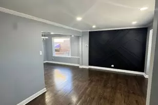 8616 S Winchester Ave, Chicago, IL 60620 - Photo 2