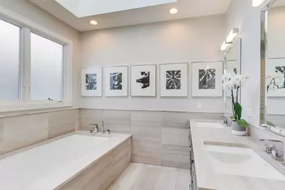 1820 W Farragut Avenue, Chicago, IL 60640 - Photo 20