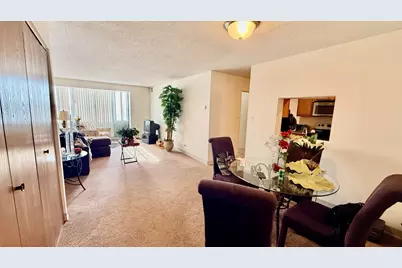 606 E Woodland Park Avenue #608, Chicago, IL 60616 - Photo 2
