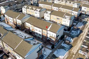 3543 Kemper Dr, Woodridge, IL 60517 - Photo 32