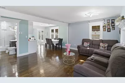 4815 S Lotus Avenue, Chicago, IL 60638 - Photo 2