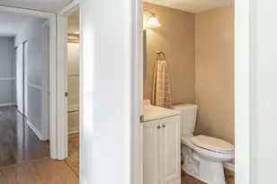 [Address not provided], Elgin, IL 60120 - Photo 10