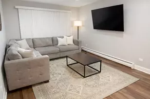 5749 Circle Dr, Oak Lawn, IL 60453 - Photo 2