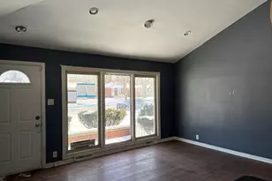 370 Clyde Ave, Calumet City, IL 60409 - Photo 2