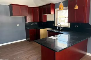 370 Clyde Ave, Calumet City, IL 60409 - Photo 4