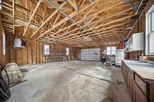 215 E Pine Ave, Roselle, IL 60172 - Photo 24