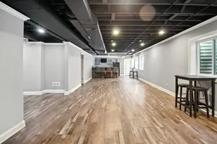 6613 Carl Ct, Woodridge, IL 60517 - Photo 12