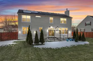 2022 Torino Dr, Elgin, IL 60123 - Photo 40