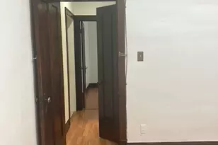 [Address not provided], Chicago, IL 60637 - Photo 10