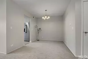 1232 Plum Tree Ct, Schaumburg, IL 60193 - Photo 4