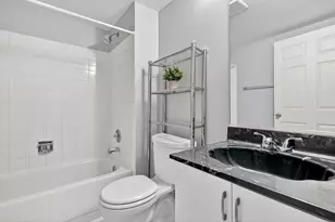 1643 Colfax Ct, Bartlett, IL 60103 - Photo 18