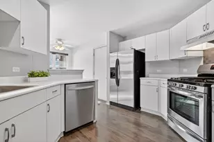 1643 Colfax Ct, Bartlett, IL 60103 - Photo 10