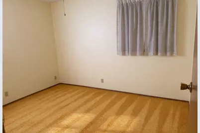 516 Lincolnshire Drive, Sycamore, IL 60178 - Photo 8