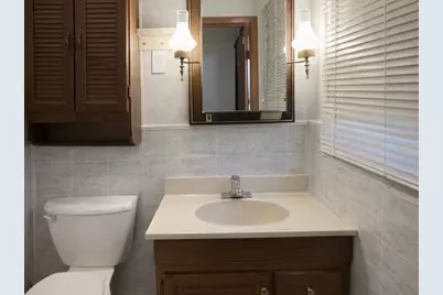 516 Lincolnshire Drive, Sycamore, IL 60178 - Photo 10