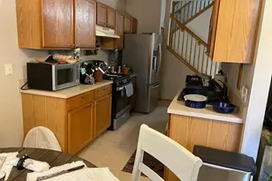 724 County Line Rd, Aurora, IL 60502 - Photo 8