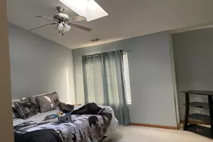 724 County Line Rd, Aurora, IL 60502 - Photo 14