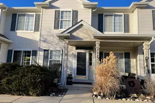 724 County Line Rd, Aurora, IL 60502 - Photo 1