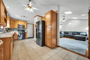 1829 Derek Dr, Normal, IL 61761 - Photo 10