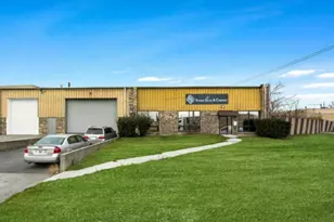 6166 S Sayre Ave, Chicago, IL 60638 - Photo 1