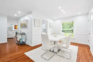 1 Camberley Ct, Hinsdale, IL 60521 - Photo 12