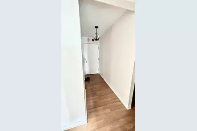 2500 Windsor Mall #2D, Park Ridge, IL 60068 - Photo 4