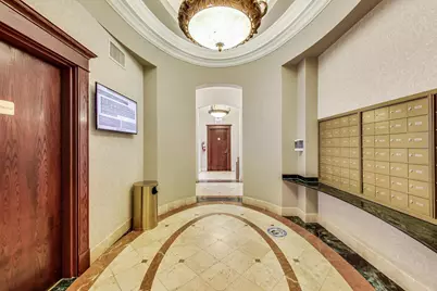 230 W Division Street #1405, Chicago, IL 60610 - Photo 26