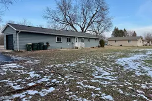 1811 W Main St, Sleepy Hollow, IL 60118 - Photo 12