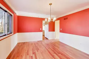 26W548 Prairie Ave, Winfield, IL 60190 - Photo 14