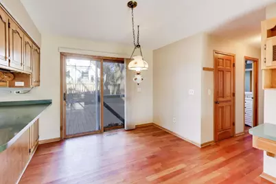 26W548 Prairie Avenue, Winfield, IL 60190 - Photo 8