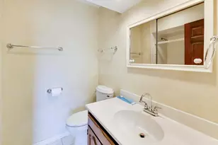 26W548 Prairie Ave, Winfield, IL 60190 - Photo 38