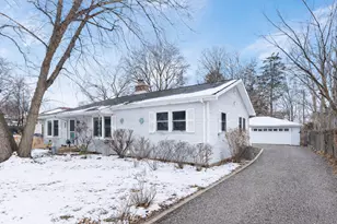 510 S President St, Wheaton, IL 60187 - Photo 1