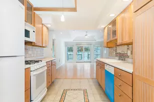 510 S President St, Wheaton, IL 60187 - Photo 12