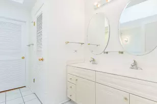 510 S President St, Wheaton, IL 60187 - Photo 18