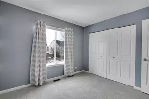 8307 Newbridge Ct, Joliet, IL 60431 - Photo 20