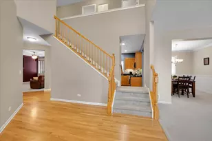 8307 Newbridge Ct, Joliet, IL 60431 - Photo 4