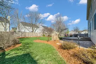 8307 Newbridge Ct, Joliet, IL 60431 - Photo 36