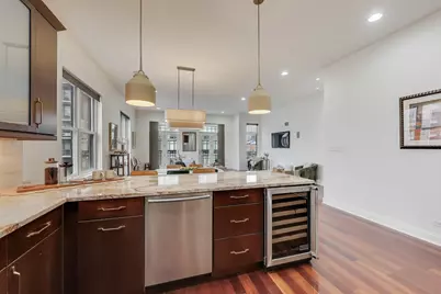 1169 W Madison Street #4W, Chicago, IL 60607 - Photo 8