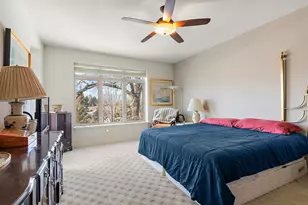 425 Benjamin Dr, Vernon Hills, IL 60061 - Photo 12