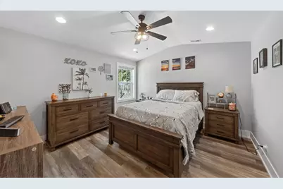 1444 Sycamore Lane, Northbrook, IL 60062 - Photo 14