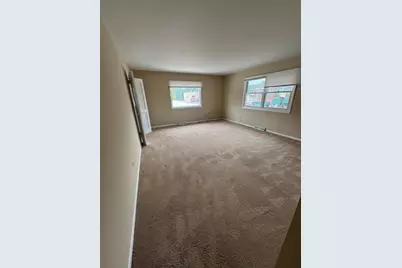 17 E Park Street #1, Mundelein, IL 60060 - Photo 4